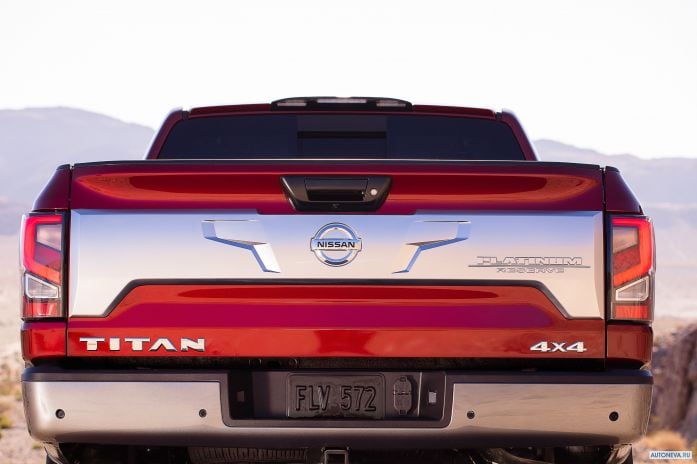2020 Nissan Titan Platinum Reverse Crew Cab - фотография 29 из 35 2020 Nissan Titan Platinum Reverse Crew Cab - фотография 29 из 35