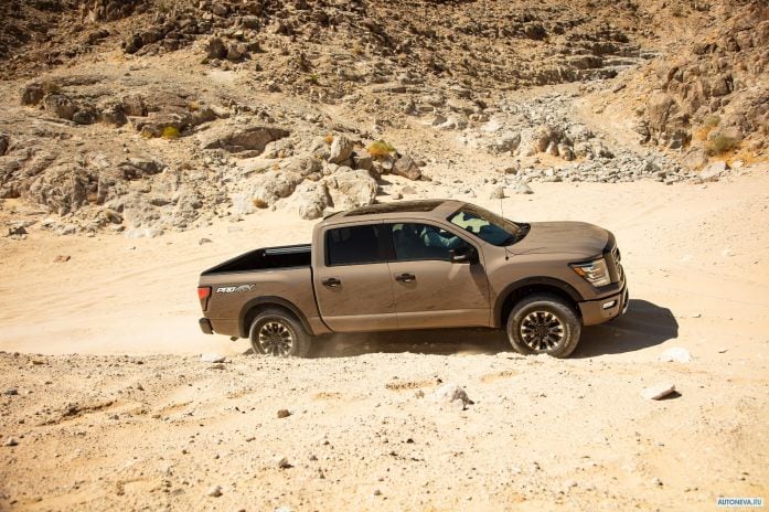 2020 Nissan Titan Pro4x Crew Cab - фотография 7 из 30 2020 Nissan Titan Pro4x Crew Cab - фотография 7 из 30