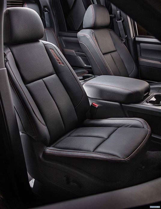 2020 Nissan Titan Pro4x Crew Cab - фотография 16 из 30 2020 Nissan Titan Pro4x Crew Cab - фотография 16 из 30