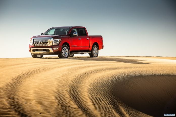 2020 Nissan Titan SL Crew Cab - фотография 3 из 26 2020 Nissan Titan SL Crew Cab - фотография 3 из 26
