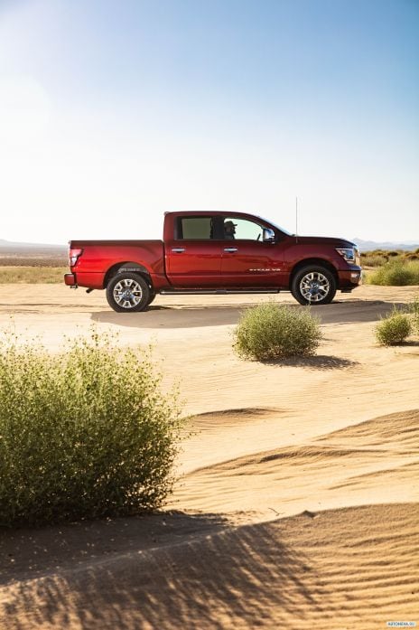 2020 Nissan Titan SL Crew Cab - фотография 9 из 26 2020 Nissan Titan SL Crew Cab - фотография 9 из 26