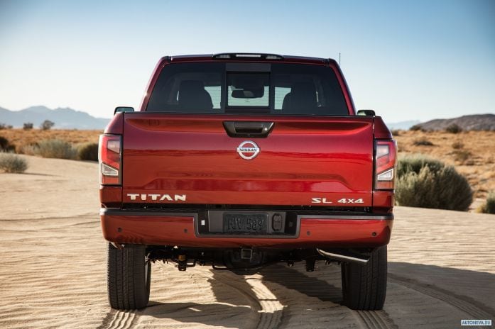 2020 Nissan Titan SL Crew Cab - фотография 14 из 26 2020 Nissan Titan SL Crew Cab - фотография 14 из 26