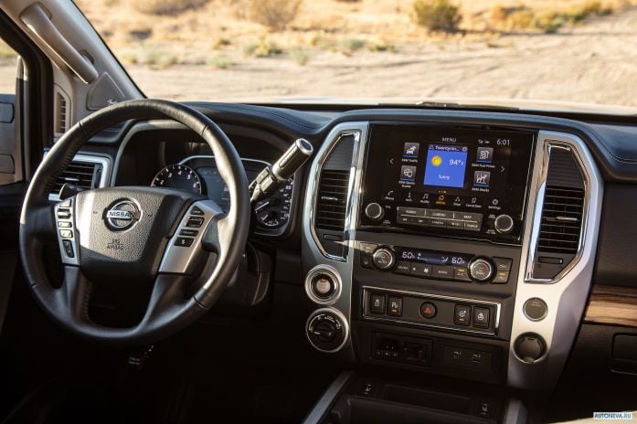 2020 Nissan Titan SL Crew Cab - фотография 15 из 26 2020 Nissan Titan SL Crew Cab - фотография 15 из 26