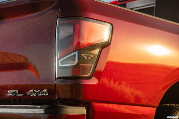 2020 Nissan Titan SL Crew Cab - фотография 21 из 26 2020 Nissan Titan SL Crew Cab - фотография 21 из 26