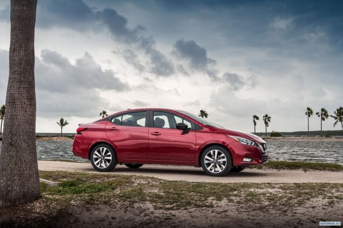 2020 Nissan Versa SR - фотография 5 из 15 2020 Nissan Versa SR - фотография 5 из 15