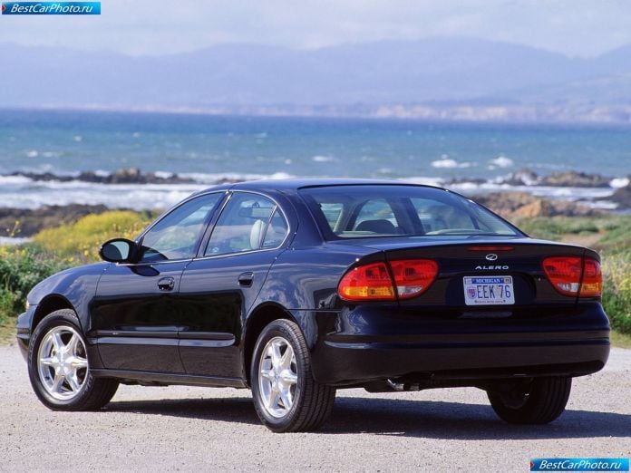2000 Oldsmobile Alero - фотография 4 из 5