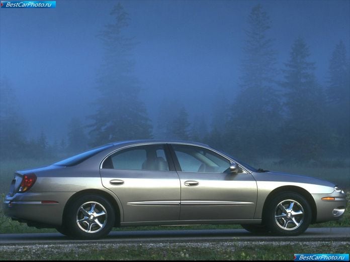 2001 Oldsmobile Aurora - фотография 7 из 16