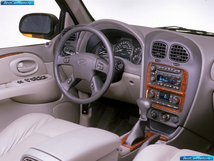 2002 Oldsmobile Bravada - фотография 23 из 30