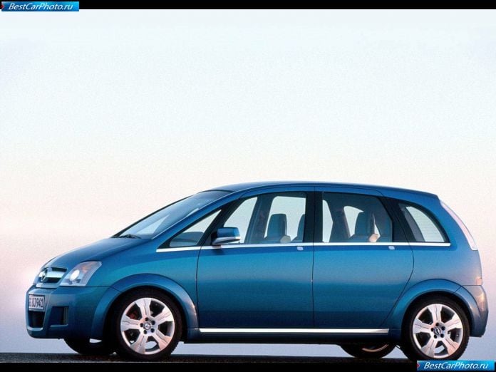 2002 Opel Concept M - фотография 13 из 32