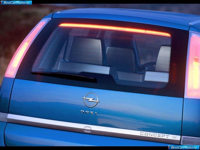 2002 Opel Concept M - фотография 29 из 32