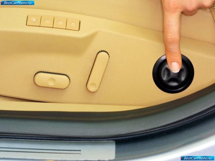 2003 Opel Signum V6 Cdti - фотография 34 из 48