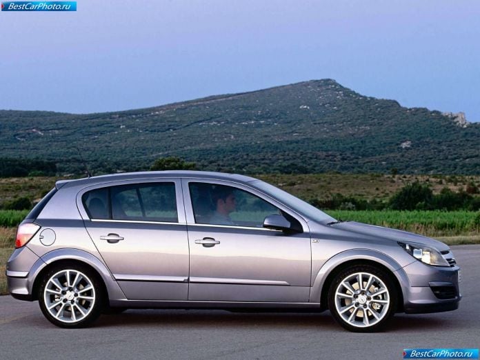 2004 Opel Astra - фотография 16 из 57