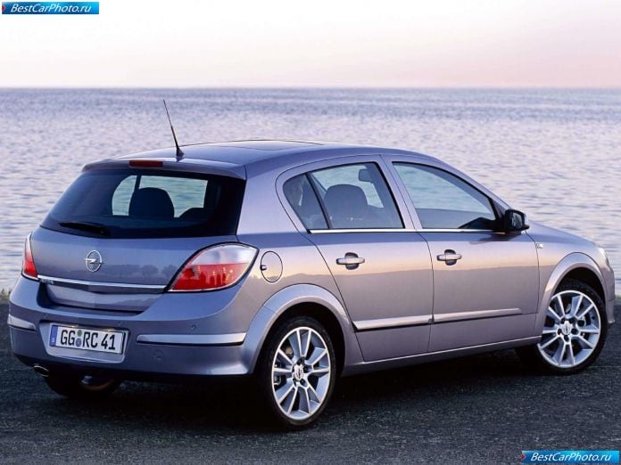 2004 Opel Astra - фотография 19 из 57