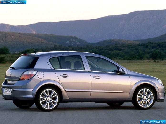 2004 Opel Astra - фотография 21 из 57