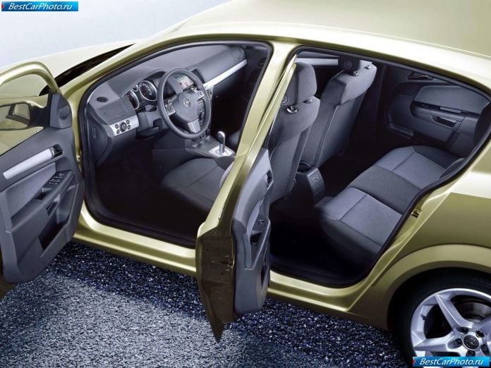 2004 Opel Astra - фотография 25 из 57