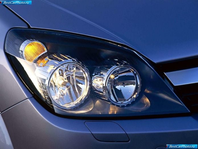 2004 Opel Astra - фотография 28 из 57