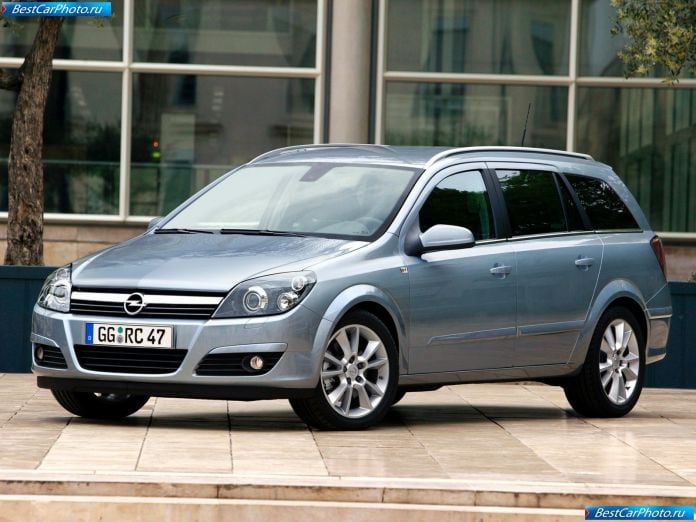 2004 Opel Astra Station Wagon - фотография 10 из 97