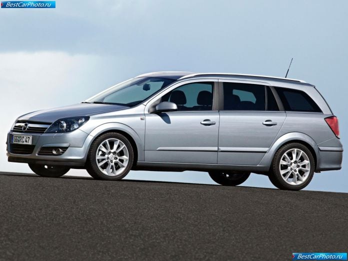 2004 Opel Astra Station Wagon - фотография 15 из 97