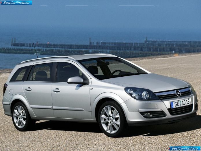 2004 Opel Astra Station Wagon - фотография 18 из 97