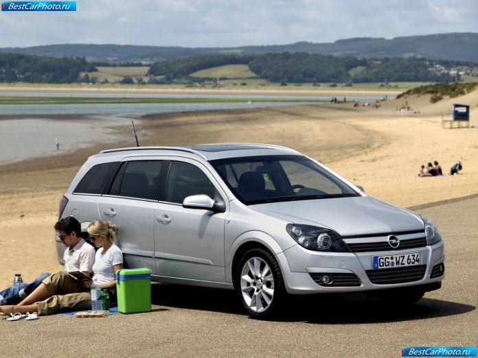 2004 Opel Astra Station Wagon - фотография 21 из 97