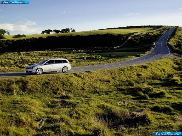 2004 Opel Astra Station Wagon - фотография 23 из 97
