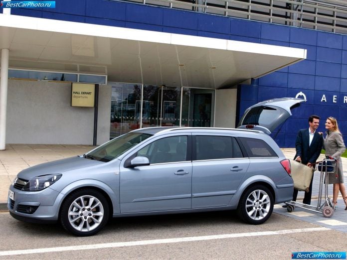 2004 Opel Astra Station Wagon - фотография 25 из 97