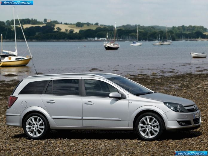 2004 Opel Astra Station Wagon - фотография 27 из 97