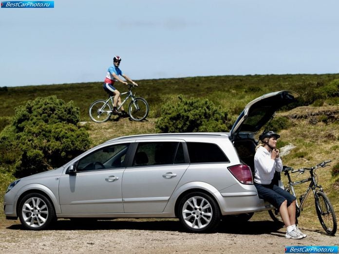 2004 Opel Astra Station Wagon - фотография 36 из 97