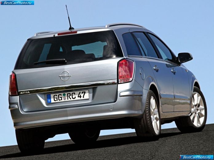 2004 Opel Astra Station Wagon - фотография 41 из 97