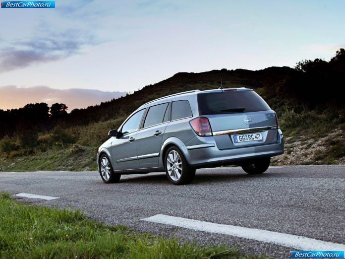 2004 Opel Astra Station Wagon - фотография 42 из 97
