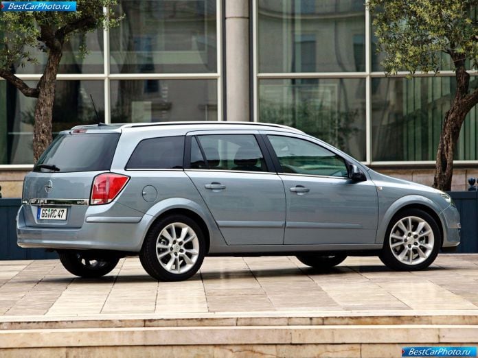 2004 Opel Astra Station Wagon - фотография 47 из 97