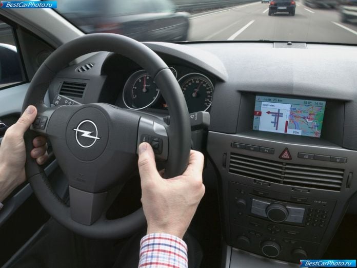 2004 Opel Astra Station Wagon - фотография 57 из 97