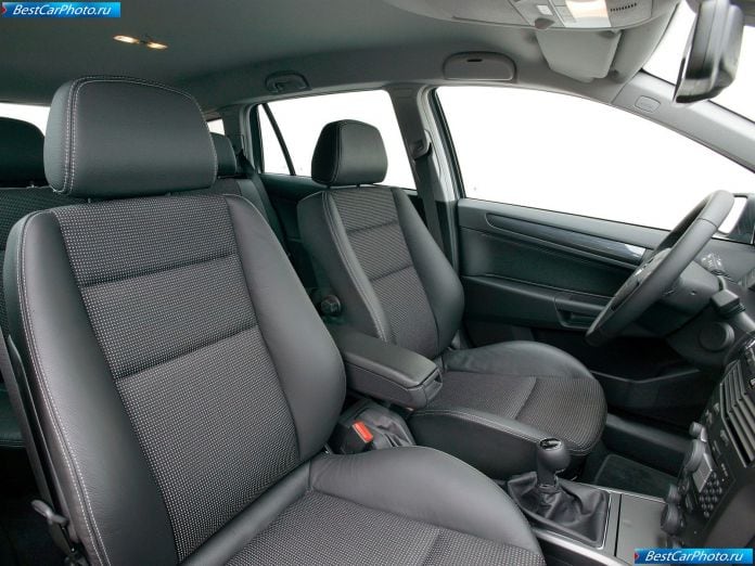 2004 Opel Astra Station Wagon - фотография 58 из 97