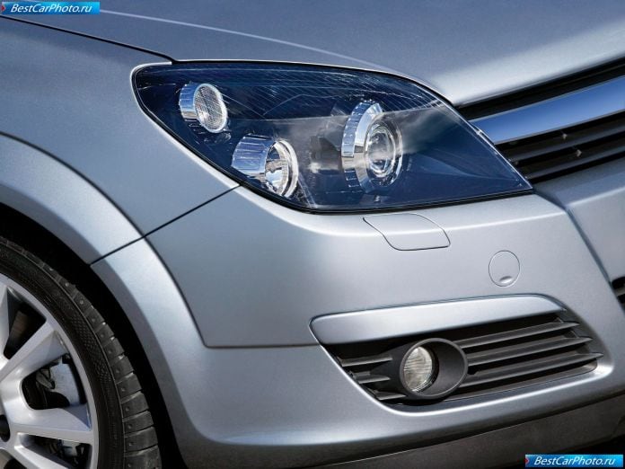 2004 Opel Astra Station Wagon - фотография 66 из 97