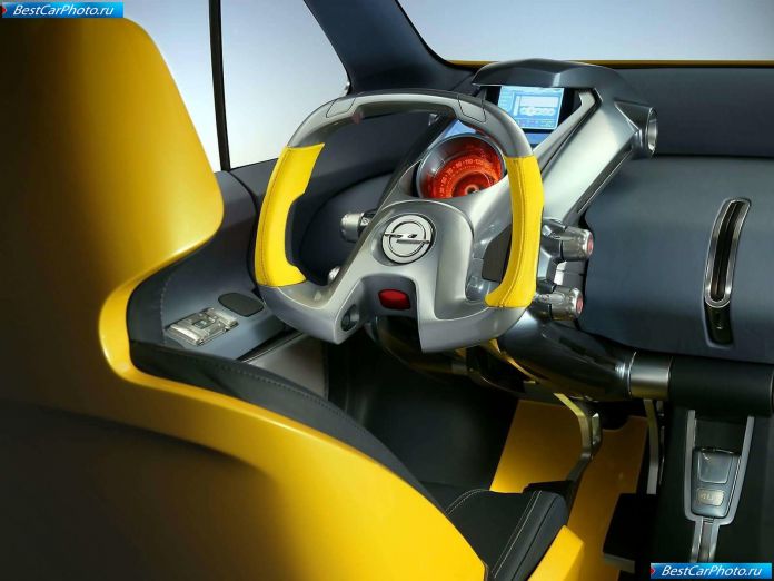 2004 Opel Trixx Concept - фотография 18 из 50