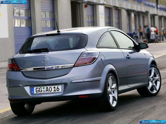 2005 Opel Astra Gtc - фотография 7 из 15