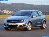 opel_2005-astra_gtc_with_panoramic_roof_1600x1200_002.jpg