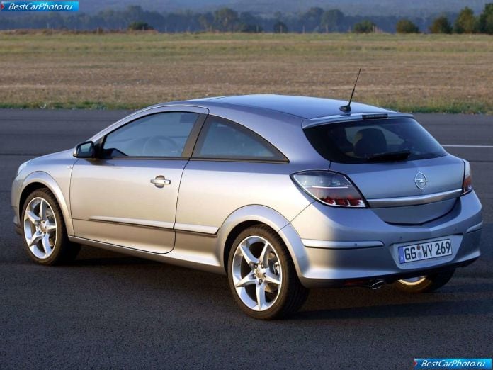 2005 Opel Astra Gtc With Panoramic Roof - фотография 9 из 12