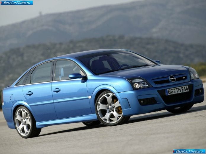 2005 Opel Vectra Opc Twin Turbo - фотография 1 из 13