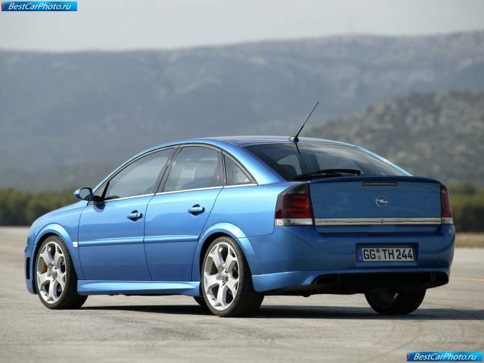 2005 Opel Vectra Opc Twin Turbo - фотография 12 из 13