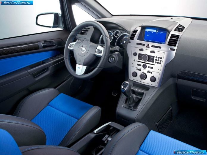 2005 Opel Zafira Opc - фотография 4 из 10