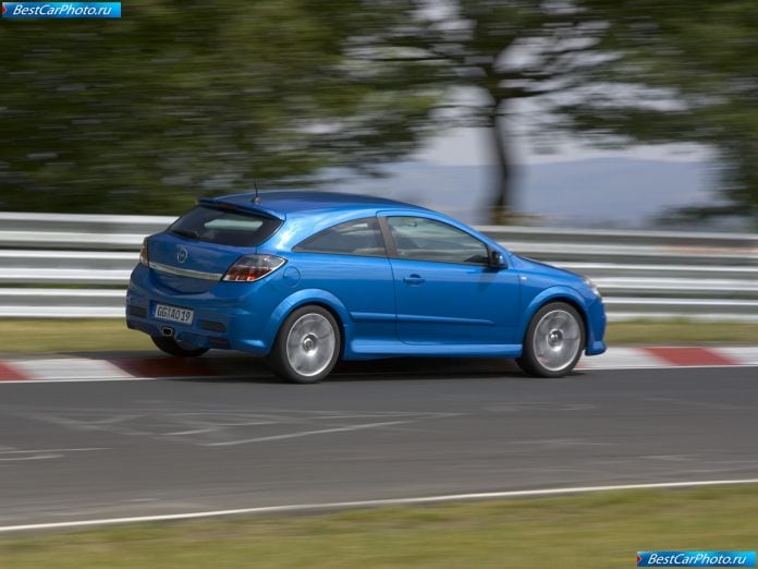 2006 Opel Astra Opc - фотография 9 из 16