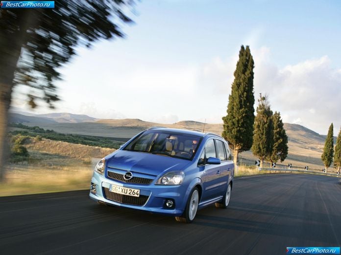 2006 Opel Zafira Opc - фотография 1 из 25