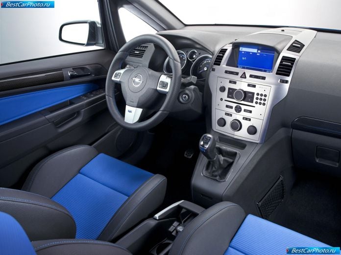 2006 Opel Zafira Opc - фотография 18 из 25