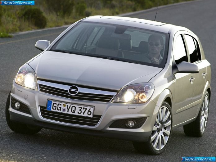 2007 Opel Astra - фотография 8 из 20