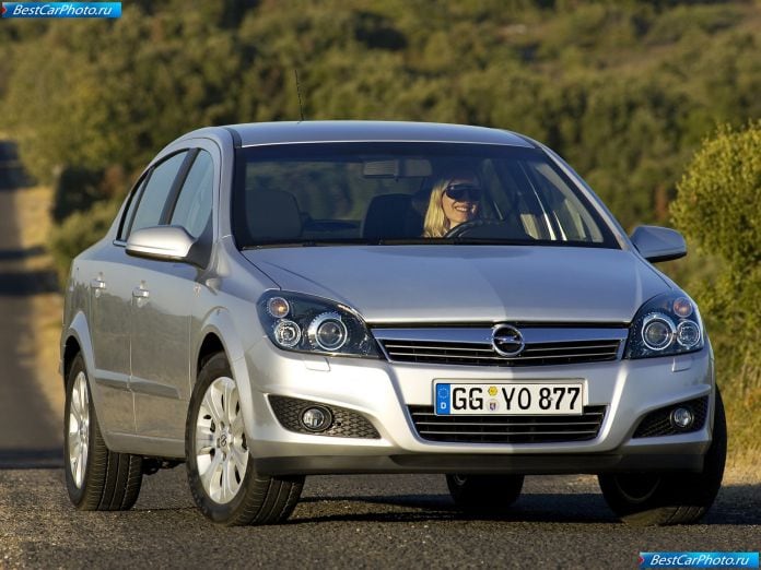 2007 Opel Astra Sedan - фотография 3 из 40