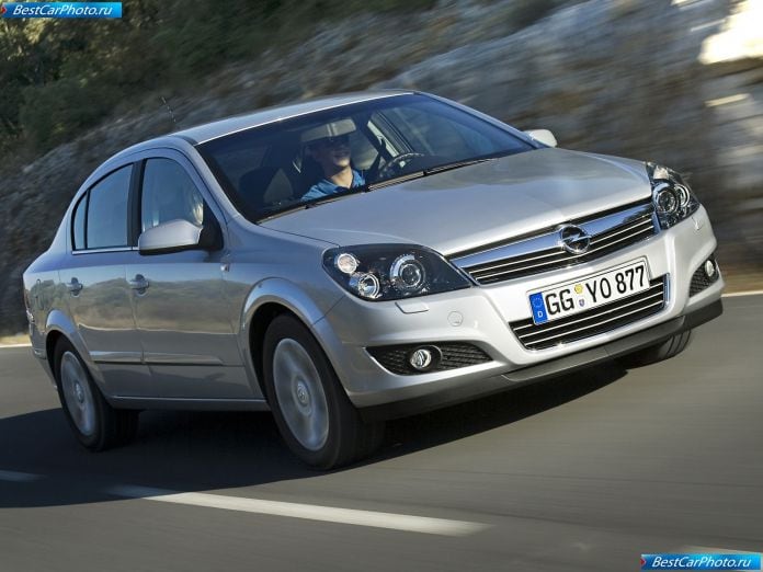 2007 Opel Astra Sedan - фотография 6 из 40