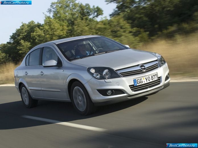 2007 Opel Astra Sedan - фотография 7 из 40