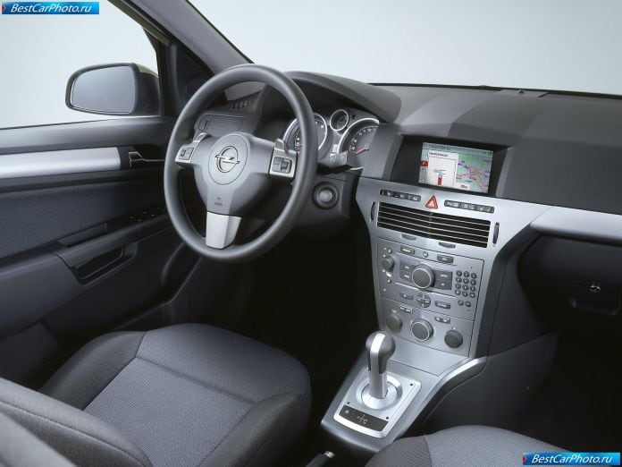 2007 Opel Astra Sedan - фотография 32 из 40