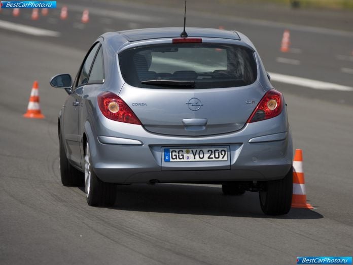 2007 Opel Corsa - фотография 36 из 53